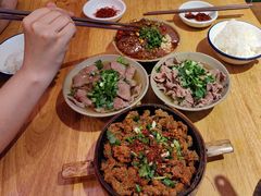 -谢老五跷脚牛肉·非遗传承店