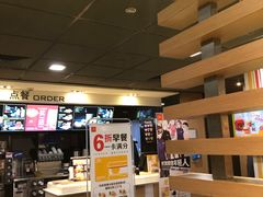 -麦当劳(新华路步步高店)