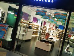 -首创奥特莱斯(西安店)