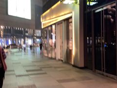 门面-奈雪的茶(杭州万象城PRO店)