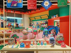 -燕莎奥特莱斯购物中心