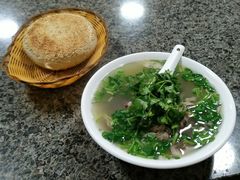 羊杂汤-清真喜兰老丁羊汤特色小吃