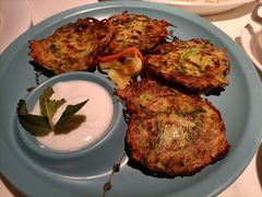 西葫芦煎饼配酸奶-Pasha帕夏土耳其餐厅(南昌路店)