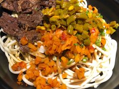 红烧牛肉热干面-汪爹爹武汉牛三鲜(朝外大街店)