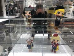 -泡泡玛特POPMART(侨福芳草地店)