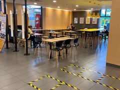 -麦当劳(石坝服务区店)