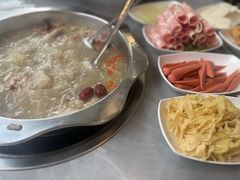 -光头药膳鸡(莱茵小镇店)