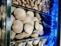 -雍容荟帝王蟹活龙虾展台自助(IFS黑金店)