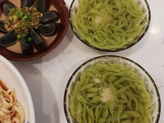 -李与白包子铺(桐梓林店)