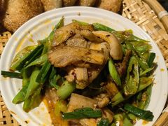 -粉墨特色菜·烧烤音乐酒馆