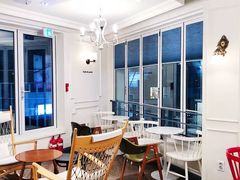 -Cafe de Paris(林荫路店)
