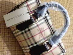 包包-乐天免税店(仁川国际机场店)