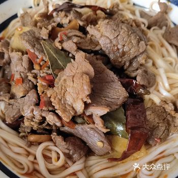 #0元玩转这座城#面条的神仙吃法#炒螺蛳粉#牛肉面自