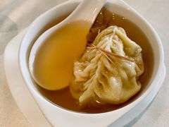花胶灌汤饺-皇朝会.经典传统粤菜(外滩店)