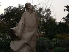 -苏堤停车场