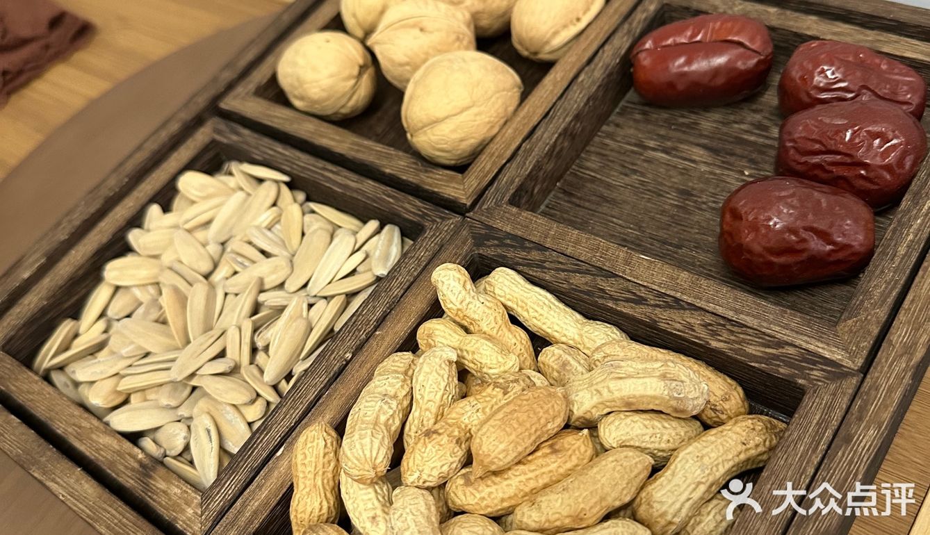 烤棉花糖像在吃做云朵奶油