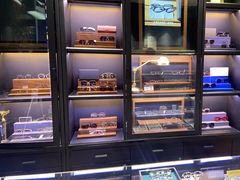 -日本手作眼镜·久川睛匠(新中关购物中心店)