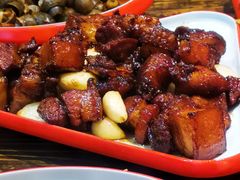 老闵红烧肉-老闵田螺馆·南昌市井菜·特色小吃(总店)