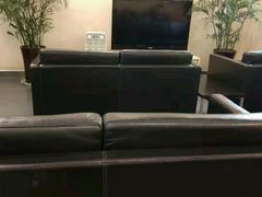 -河北盛世之星奔驰4S店(赵佗公园店)