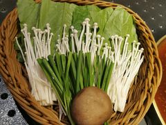 菌类拼盘-小牛哈尼韩式水煎肉(万象城店)