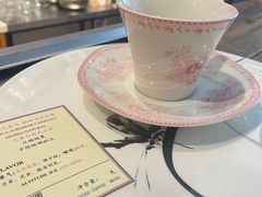 -LEO CAFE