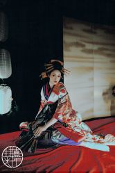 点击看大图 -持熹光年写真体验馆