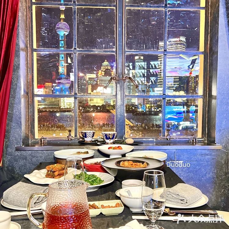 外滩上绝美的江景餐厅|这一餐品出了江南风味😋