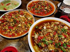 -雷祖芳老妈蹄花店