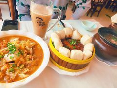 -鑫巴蜀小镇 · 水煮鱼专研店(玉桥店)