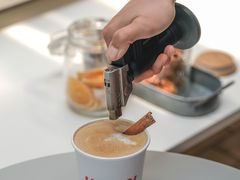 -UNI UNI(环亚凯瑟琳店)