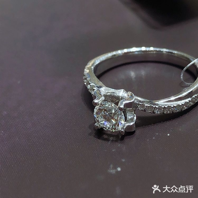 要选钻戒的看过来，共同探讨一下