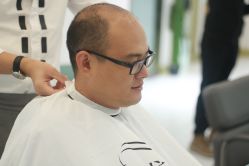 -发饰美男士增发补发假发定制店