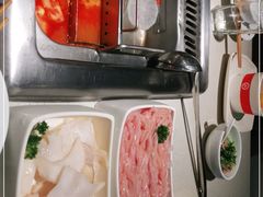 -海底捞火锅鲜切牛肉主题店(长寿路店)