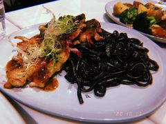 山贼汁鸡扒墨鱼汁扁面-打趸BTC·Breaktime cafe(北京路店)