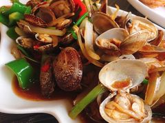 -覃记海鲜美食餐厅