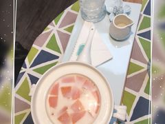 -燕庭·纯燕窝·甜品下午茶(南京西路店)