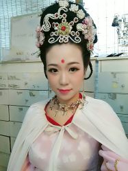 -九月鹰飞汉服摄影工作室