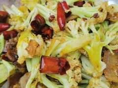 干锅花菜-有红鸡毛店·川菜(建设路店)