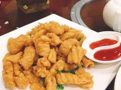 炸鱿鱼须-红帽海鲜餐馆