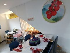 -毛辣果·贵州红酸汤牛肉火锅(西单店)