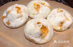 Handmade Signature Beef Soup Dumplings