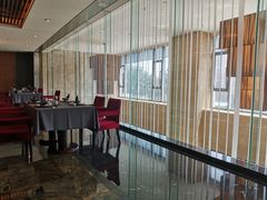 -粤尚腾香居中餐厅(首都机场希尔顿店)