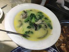 荠菜元子-眷江南之小蓝鲸(王府大街店)