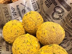 -BHC炸鸡(明洞总店)