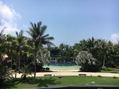 -三亚湾海居铂尔曼度假酒店