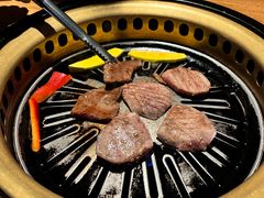 -炼火烤肉店