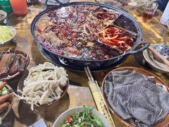 -正南齊北重庆老火锅(光华村直营店)