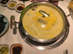 -洪氏嗨捞·猪肚鸡火锅(阳光天地店)