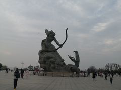 -巴陵广场