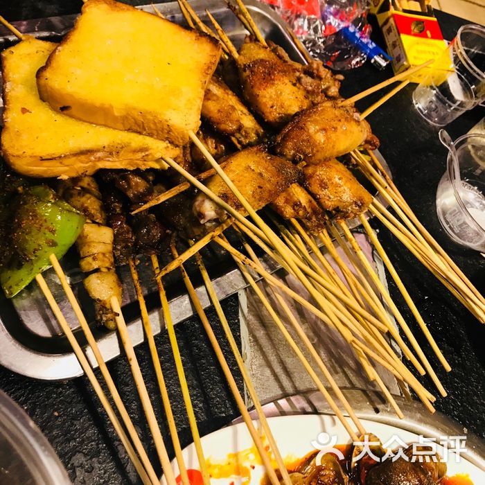 大胡子海鲜烧烤大排档